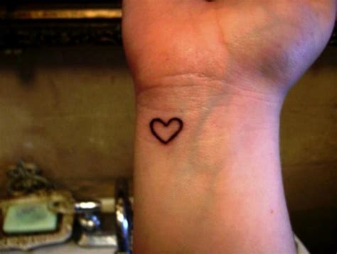 Las 63 mejores ideas de TATUAJES DE CORAZONES。